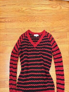 Vince Camuto Black and Red Striped V-Neck Sweater (Size XS)